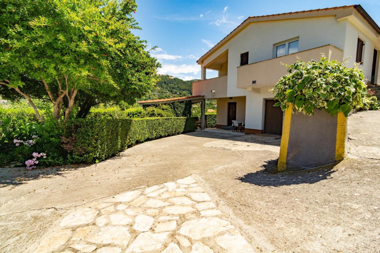Apartment Dumicic 1 Mundanije エクステリア 写真
